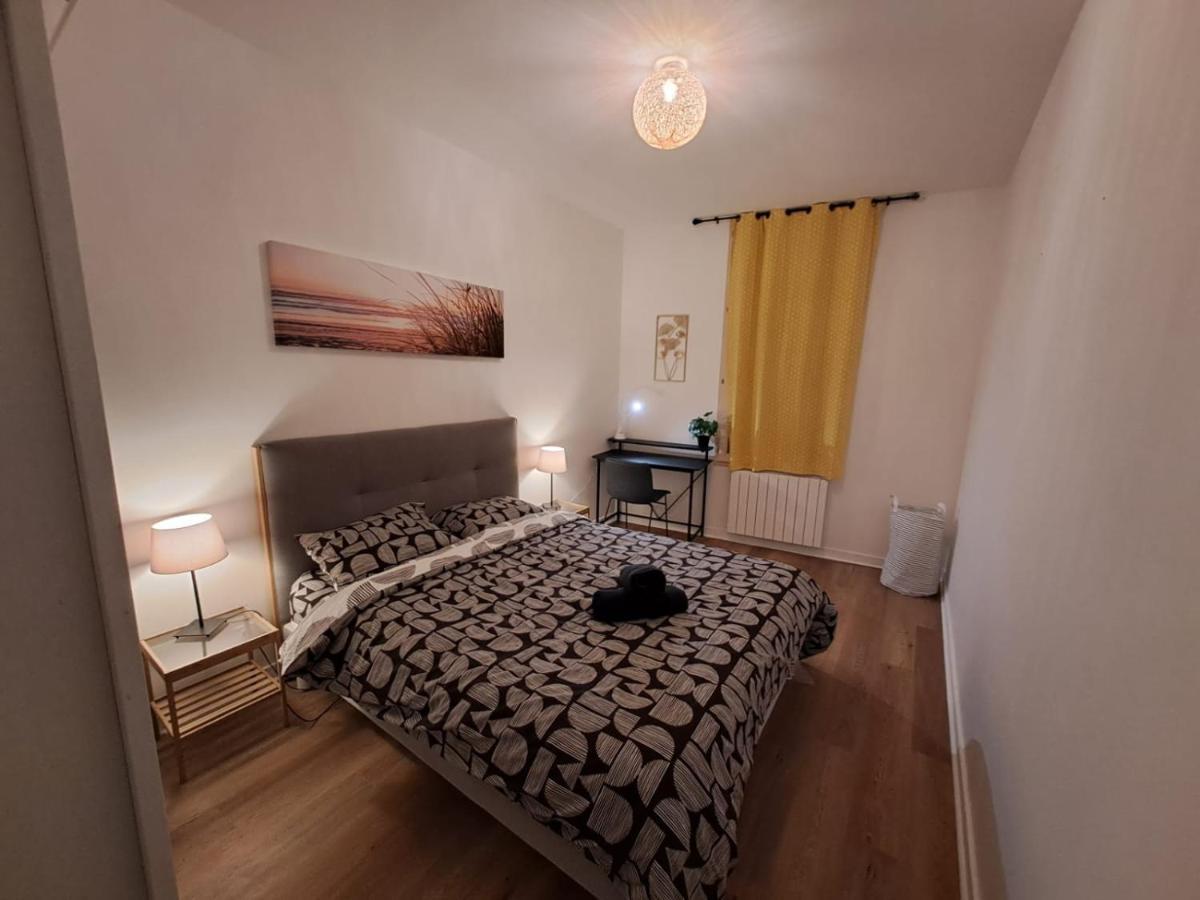 Le Saint Jean , Centre Historique, Wifi, Tout Equipe, Ideal Famille, Business, Ou Simple Escapade Niort Bagian luar foto