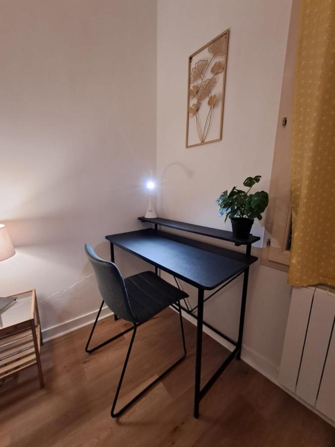 Le Saint Jean , Centre Historique, Wifi, Tout Equipe, Ideal Famille, Business, Ou Simple Escapade Niort Bagian luar foto