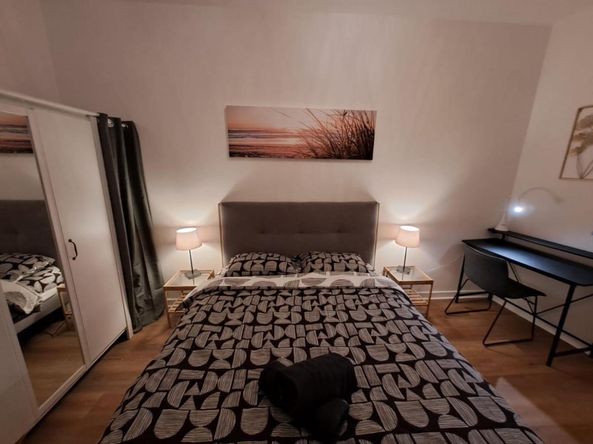 Le Saint Jean , Centre Historique, Wifi, Tout Equipe, Ideal Famille, Business, Ou Simple Escapade Niort Bagian luar foto
